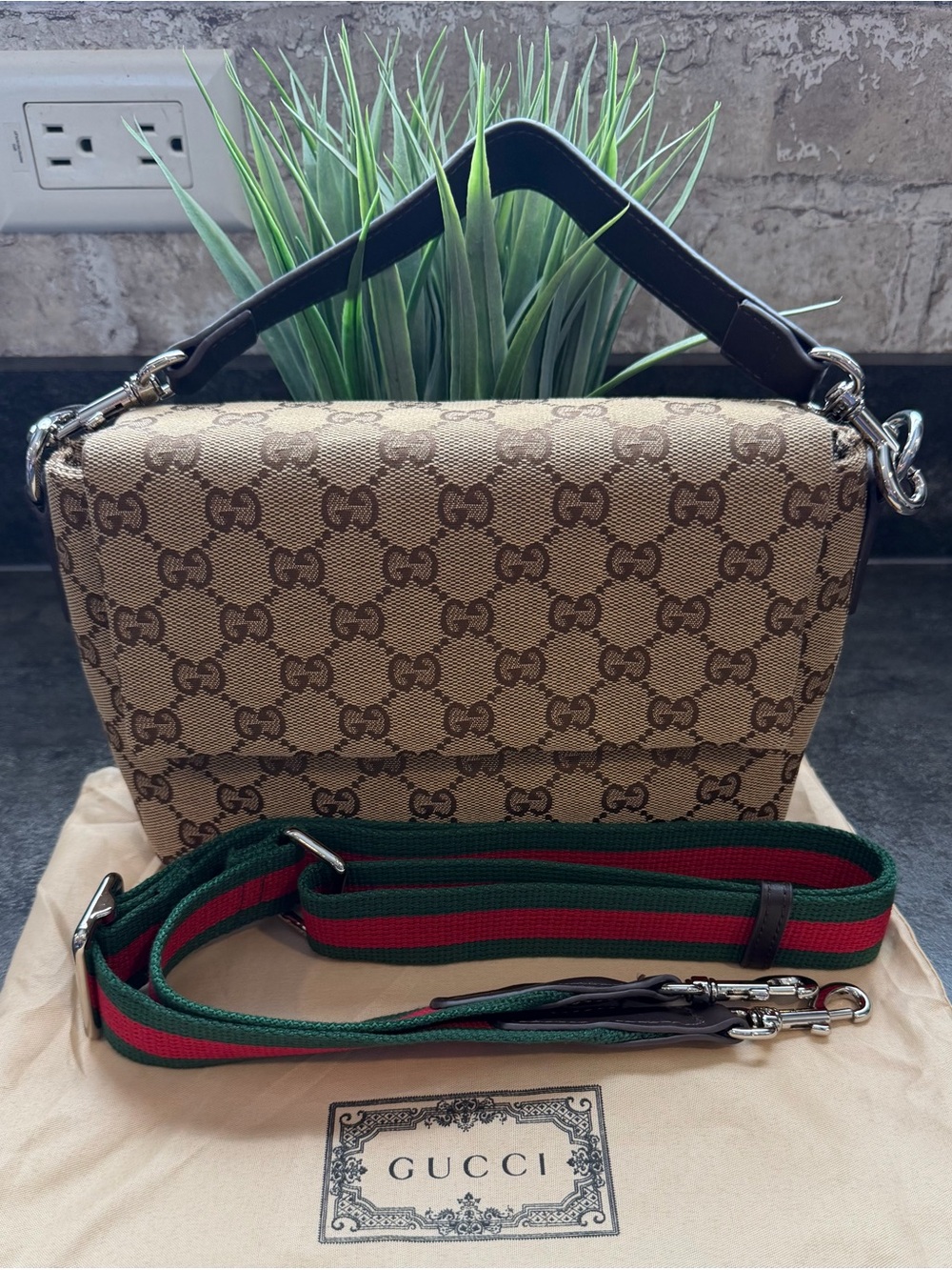 Gucci Shoulder Bag